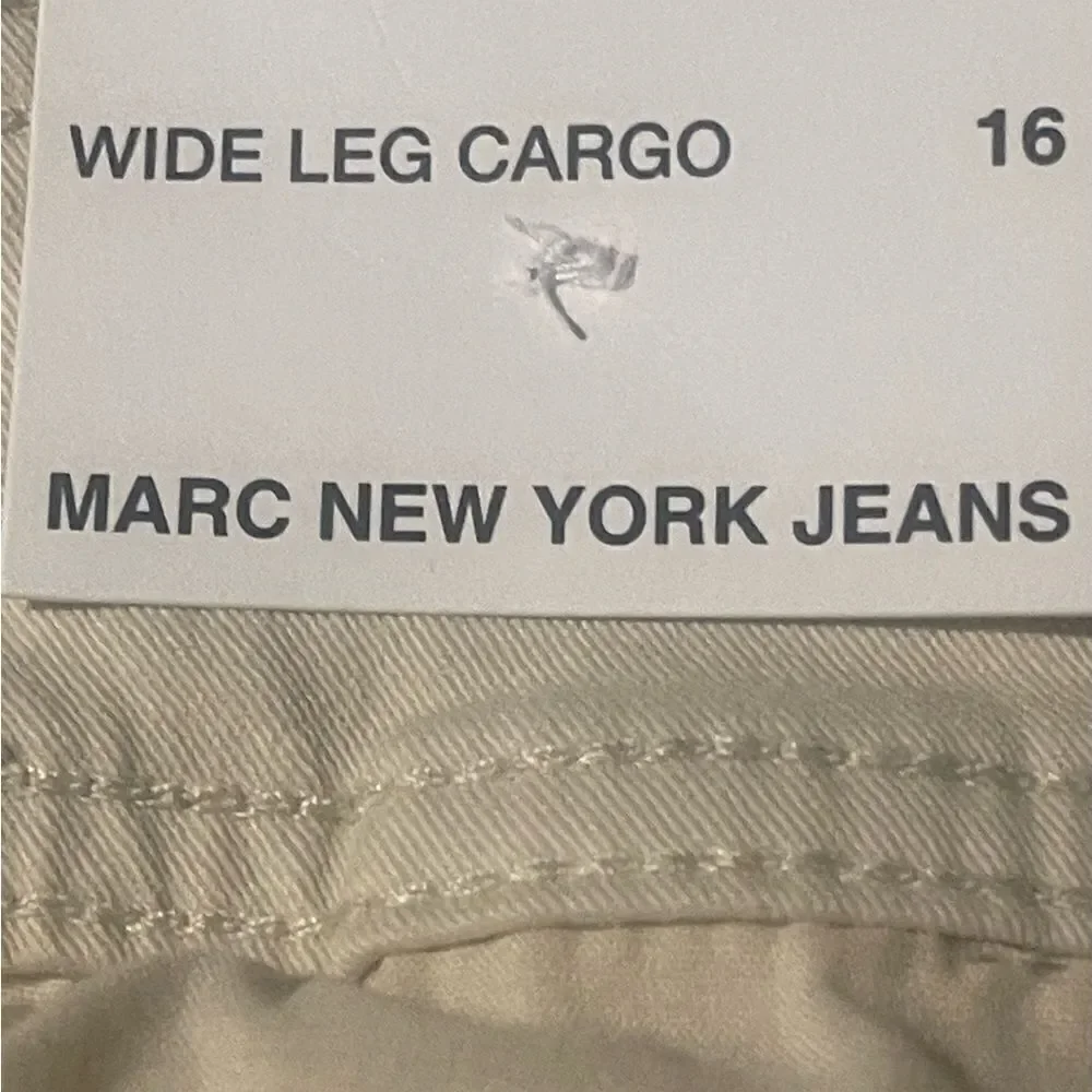 Marc New York Jeans Wide Leg Cargo Jeans Size:16 Color: Ivory